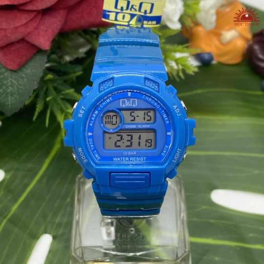 Đồng Hồ Điện Tử Q&Q Xanh
