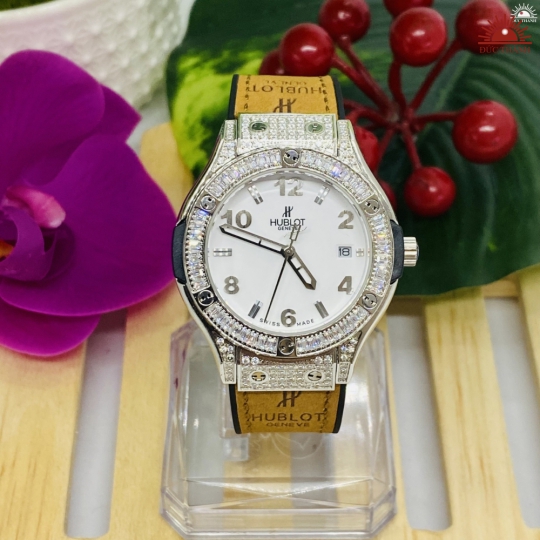 Đồng Hồ Nữ Hublot - Vendome - 58288 - Trắng