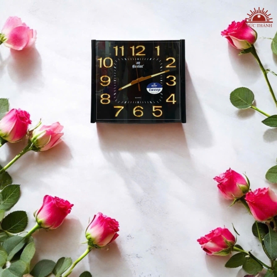 Đồng Hồ Treo Tường Eastar - 845YG Đen Dạ Quang