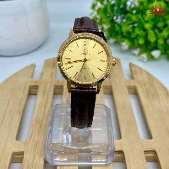 Đồng Hồ Nữ Omega A003L - Mặt Vàng Niềng Vàng