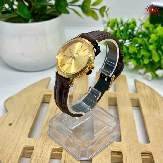 Đồng Hồ Nữ Omega A003L - Mặt Vàng Niềng Vàng