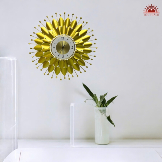 Đồng Hồ Treo Tường  70Cm - Thép Không Gỉ - Vàng