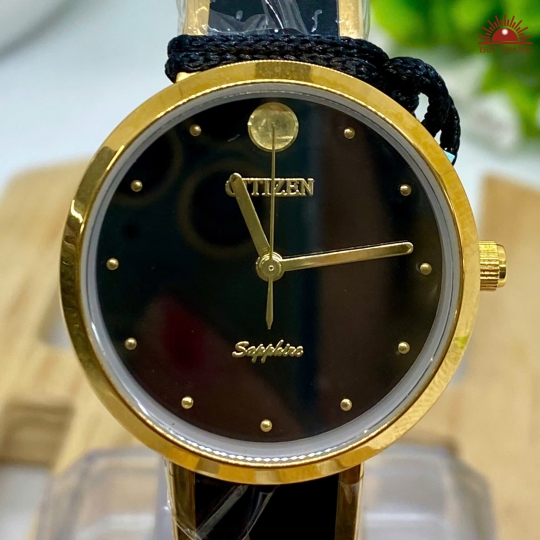 Đồng Hồ Nữ Citizen - Mặt Đen  Niềng Vàng - 7147L