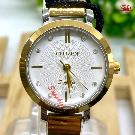 Đồng Hồ Nữ Citizen - Mặt Trắng Niềng Vàng - 7115L