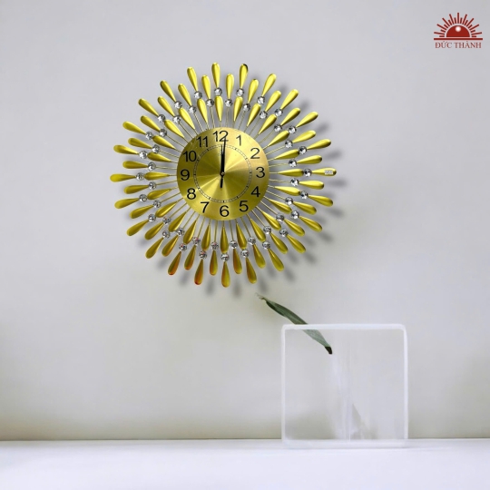 Đồng Hồ Treo Tường 58Cm - Thép Không Gỉ - Vàng
