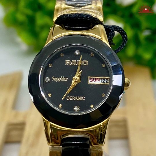 Đồng Hồ Nữ Rado - Mặt Đen Niềng Vàng - 284L