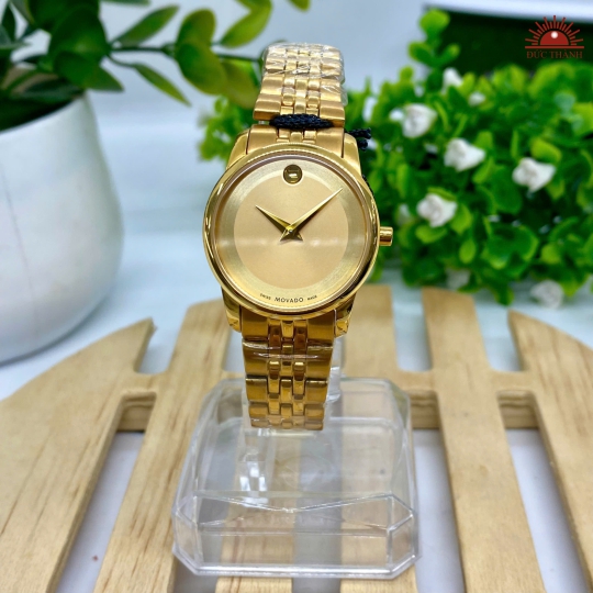 Đồng Hồ Nữ Movado - Mặt Vàng Niềng Vàng - 6001L