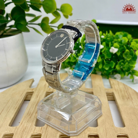 Đồng Hồ Nữ Movado - Mặt Đen Niềng Xám - L1131