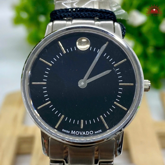 Đồng Hồ Nữ Movado - Mặt Đen Niềng Xám - L1131
