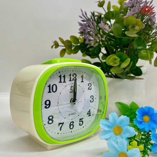 Đồng Hồ Báo Thức Baohui 8126 Trắng Xanh