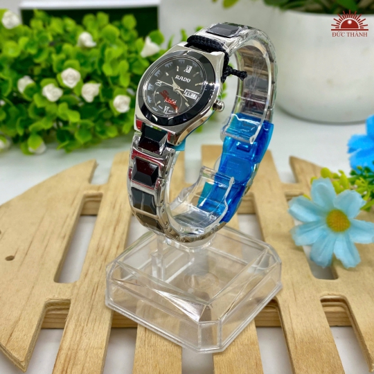 Đồng Hồ Nữ Rado - Mặt Đen Niềng Đen  - 617L