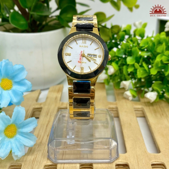 Đồng Hồ Nữ Rado- Mặt Trắng Niềng Đen Đá Sapphire - 6822