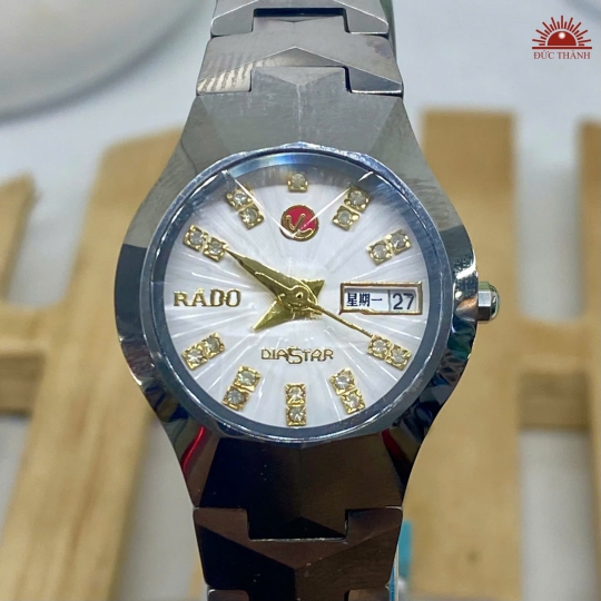 Đồng Hồ Nữ Đá Đúc Rado- Mặt Trắng JH6604LHM