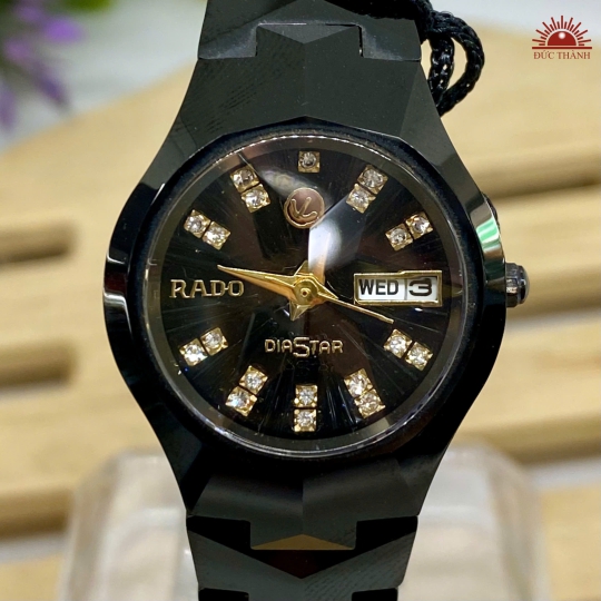 Đồng Hồ Nữ Đá Đúc Rado- Mặt Đen 6604GHM