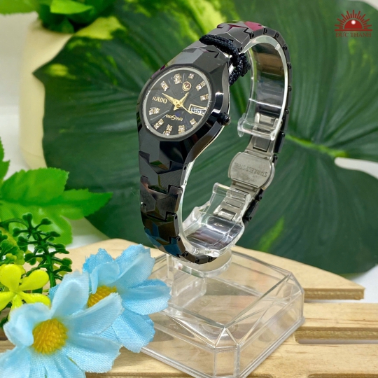 Đồng Hồ Nữ Đá Đúc Rado- Mặt Đen 6604GHM